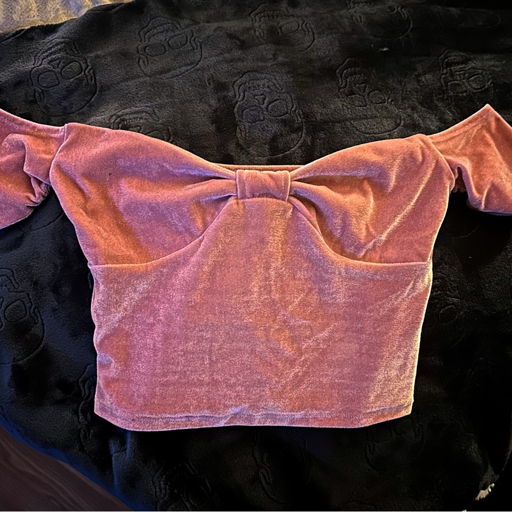 Kimchi Blue Velvet Pink Off-Shoulder Crop Top